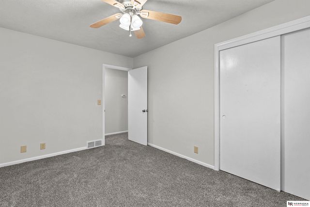 8612 S 38th Avenue, Bellevue, NE 68147