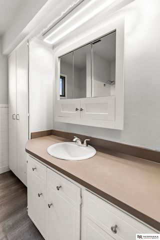 8612 S 38th Avenue, Bellevue, NE 68147