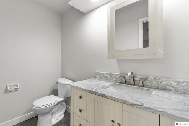 8612 S 38th Avenue, Bellevue, NE 68147