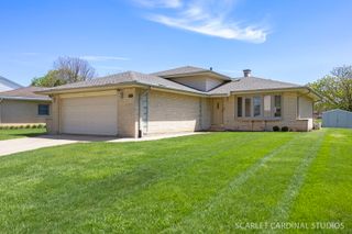 3433 Drover Lane, Darien, IL 60561