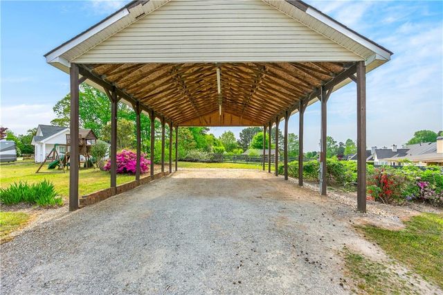 3057 Biltmore Woods Drive, Buford, GA 30519