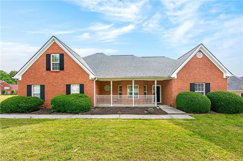 3057 Biltmore Woods Drive, Buford, GA 30519