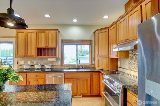 500 Briza Lane, Sedro Woolley, WA 98284