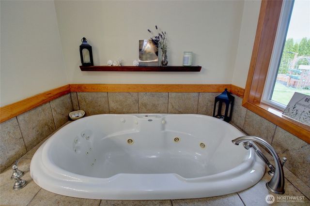 500 Briza Lane, Sedro Woolley, WA 98284