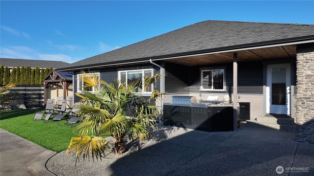 500 Briza Lane, Sedro Woolley, WA 98284