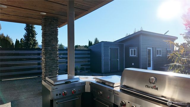 500 Briza Lane, Sedro Woolley, WA 98284