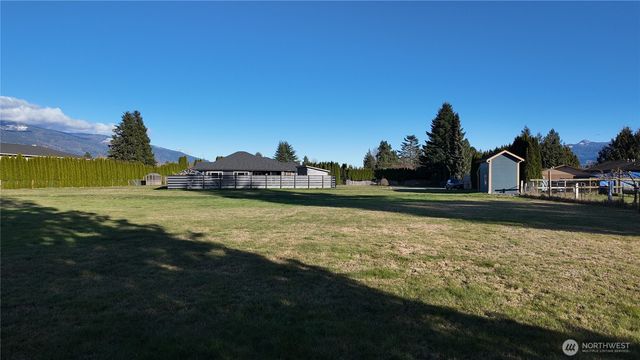 500 Briza Lane, Sedro Woolley, WA 98284