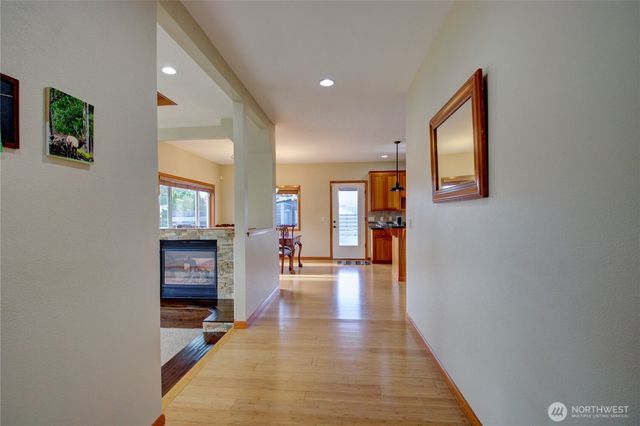 500 Briza Lane, Sedro Woolley, WA 98284