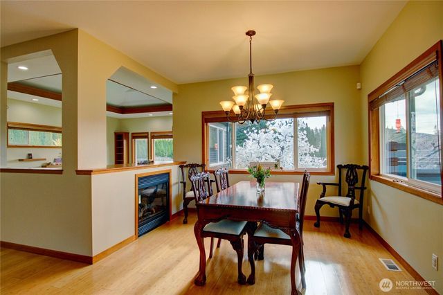 500 Briza Lane, Sedro Woolley, WA 98284