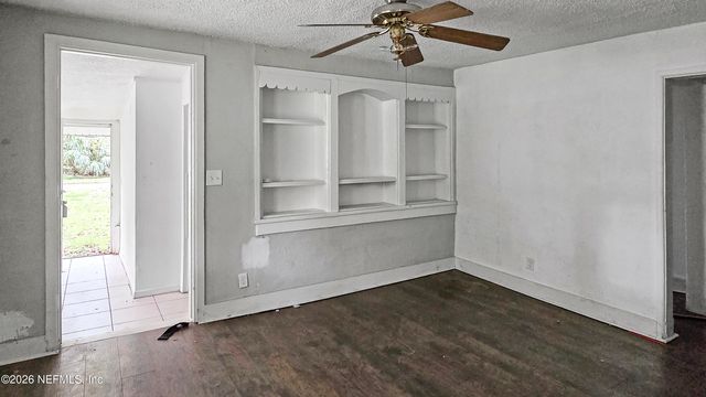 1662 OAKHURST Avenue, Jacksonville, FL 32208