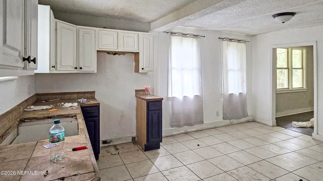 1662 OAKHURST Avenue, Jacksonville, FL 32208