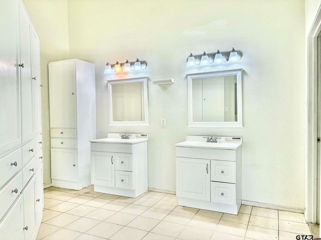 1436 SE CR 4395, Scroggins, TX 75480