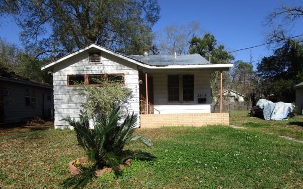 3216 PEACH Street, Alexandria, LA 71301