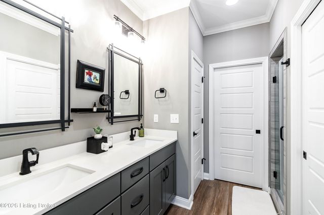 1178 Greens Dr, Simpsonville, KY 40067