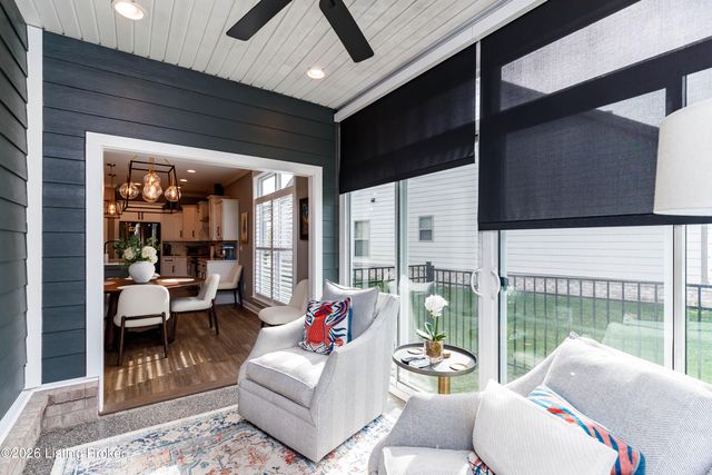 1178 Greens Dr, Simpsonville, KY 40067