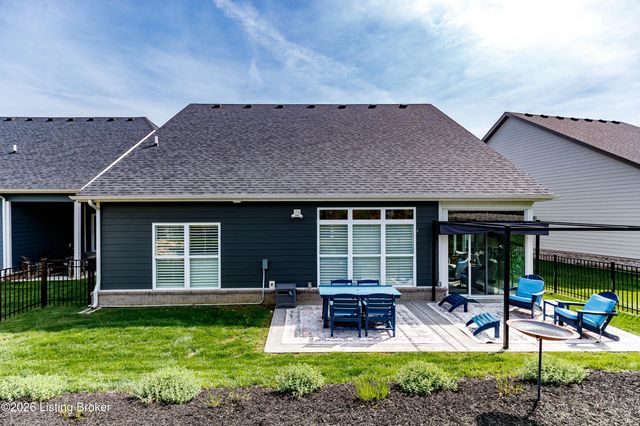 1178 Greens Dr, Simpsonville, KY 40067