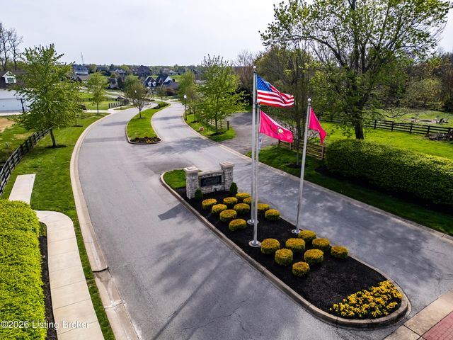 1178 Greens Dr, Simpsonville, KY 40067