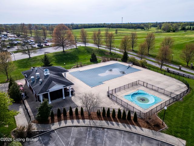 1178 Greens Dr, Simpsonville, KY 40067