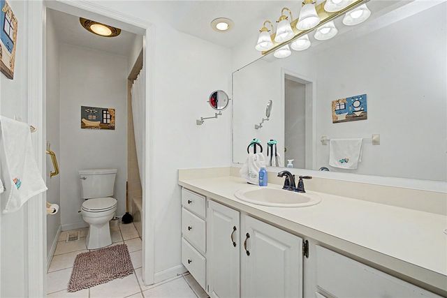 7053 Fallen Oak, Centerville, OH 45459