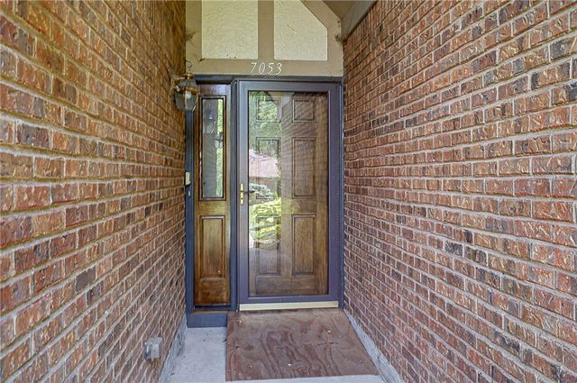 7053 Fallen Oak, Centerville, OH 45459