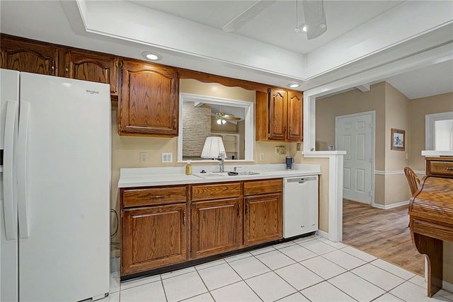 7053 Fallen Oak, Centerville, OH 45459