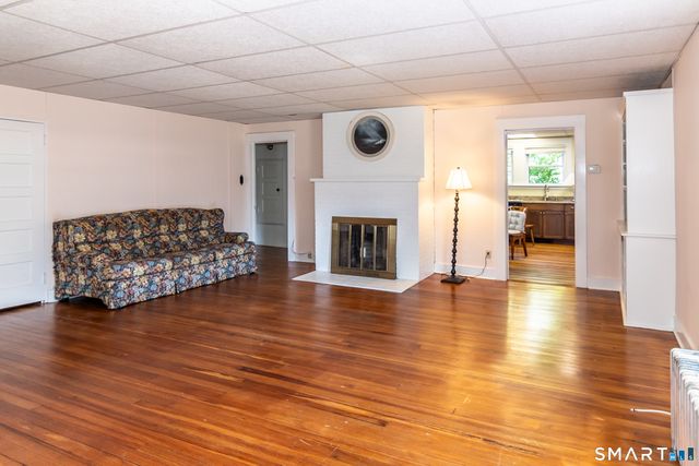 58 Shore Drive, Branford, CT 06405