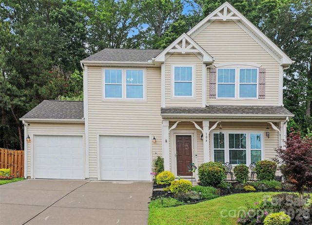 104 Isabella Court, Mount Holly, NC 28120