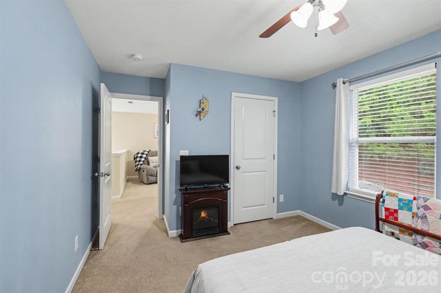 104 Isabella Court, Mount Holly, NC 28120