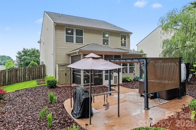 104 Isabella Court, Mount Holly, NC 28120