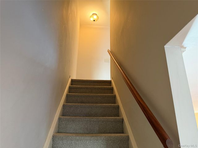 276 Temple Hill Road 1704, New Windsor, NY 12553