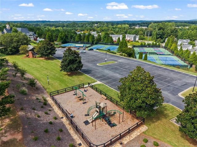 1402 Wisteria Wall Drive, Suwanee, GA 30024