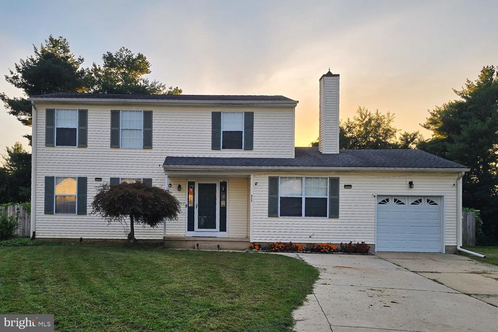 210 HANSOME WAY W, Bear, DE 19701