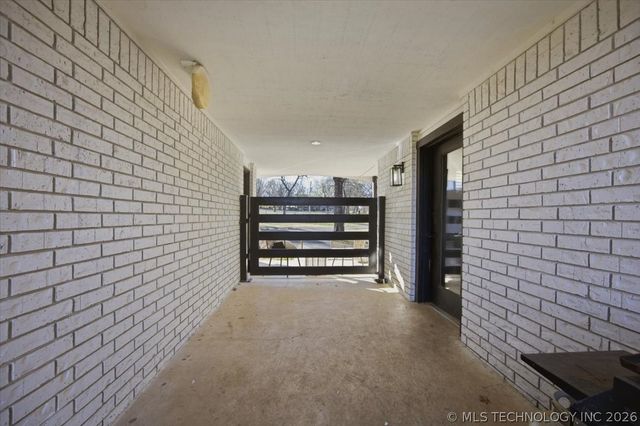 2520 W Blackjack Court, Collinsville, OK 74021