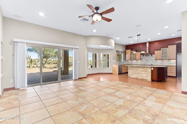 4889 W Camino de Manana, Tucson, AZ 85742