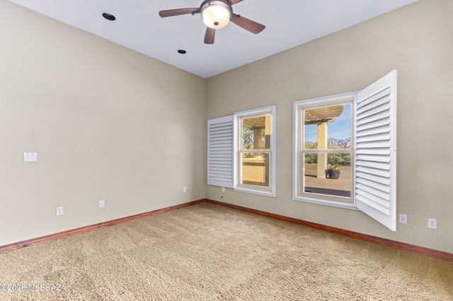 4889 W Camino de Manana, Tucson, AZ 85742