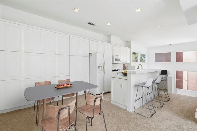 11 Medici Aisle, Irvine, CA 92606
