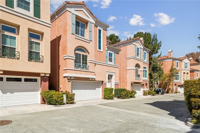 11 Medici Aisle, Irvine, CA 92606