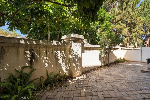 11 Medici Aisle, Irvine, CA 92606