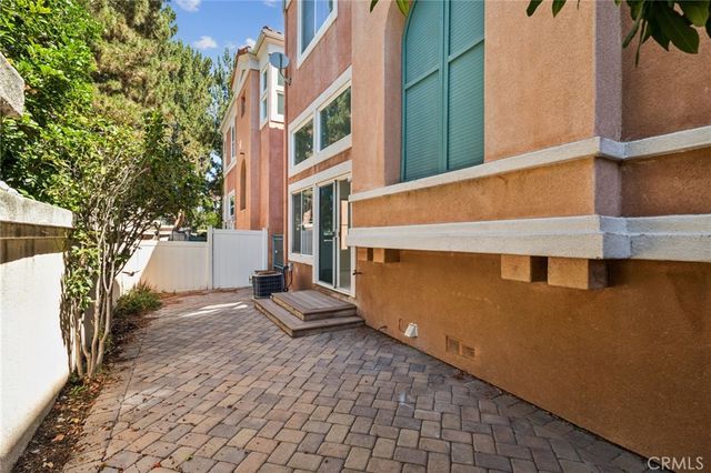 11 Medici Aisle, Irvine, CA 92606