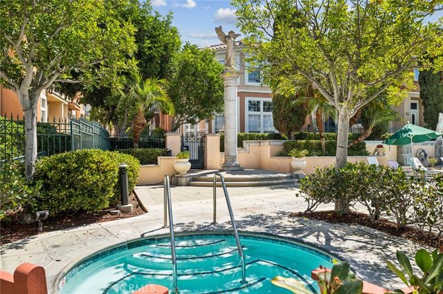 11 Medici Aisle, Irvine, CA 92606