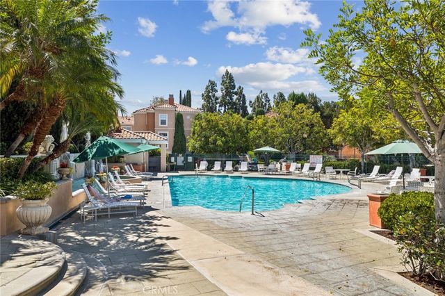 11 Medici Aisle, Irvine, CA 92606
