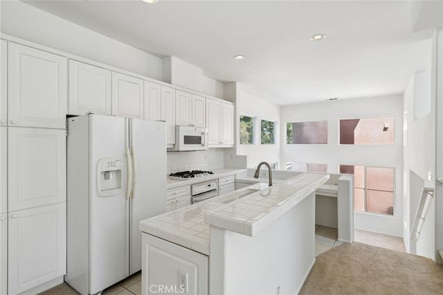11 Medici Aisle, Irvine, CA 92606