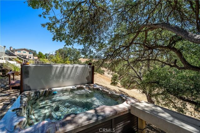 1958 Green Brook Lane, Paso Robles, CA 93446