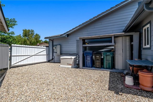 1958 Green Brook Lane, Paso Robles, CA 93446