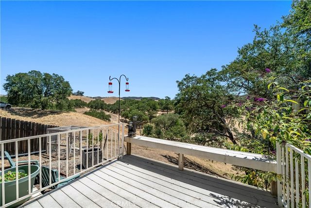 1958 Green Brook Lane, Paso Robles, CA 93446