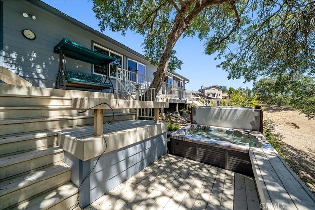 1958 Green Brook Lane, Paso Robles, CA 93446