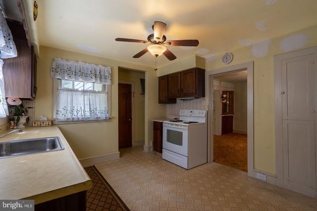 333 PITMAN RD, Sewell, NJ 08080