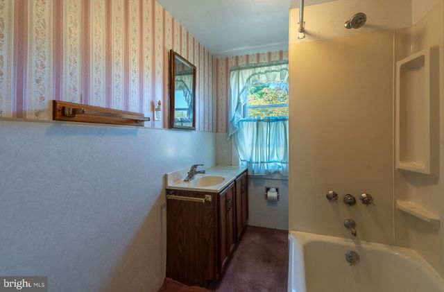 333 PITMAN RD, Sewell, NJ 08080