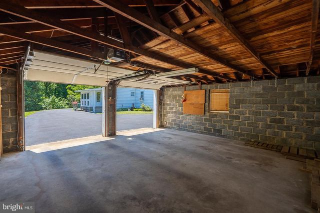 333 PITMAN RD, Sewell, NJ 08080