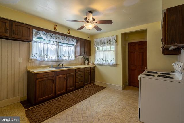333 PITMAN RD, Sewell, NJ 08080